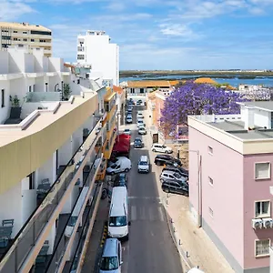 Roots Apart Otel Faro